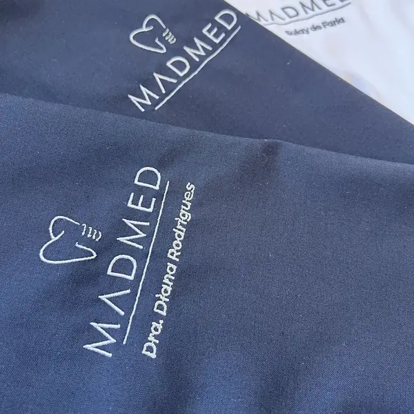 Embroidered uniform for the MadMed clinic